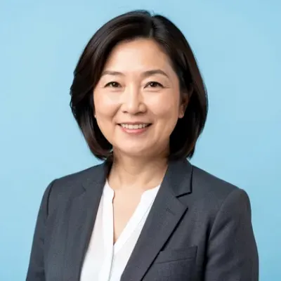 李华